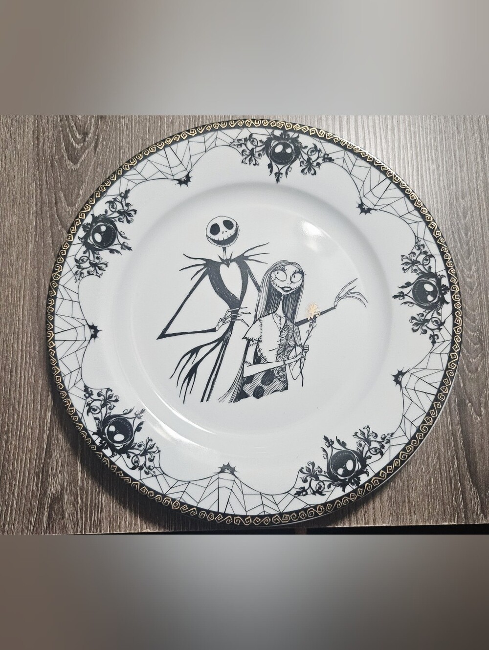 The Nightmare Before Christmas Jack & Sally Decorative Plate by Zrike NWT 10.5"